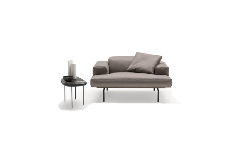 Living Divani_Sumo Armchair_Piero Lissoni (2)_2 Living Divani_Sumo Armchair_Piero Lissoni (2)_2