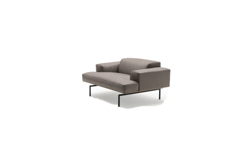 Living Divani_Sumo Armchair_Piero Lissoni (5)_2 Living Divani_Sumo Armchair_Piero Lissoni (5)_2